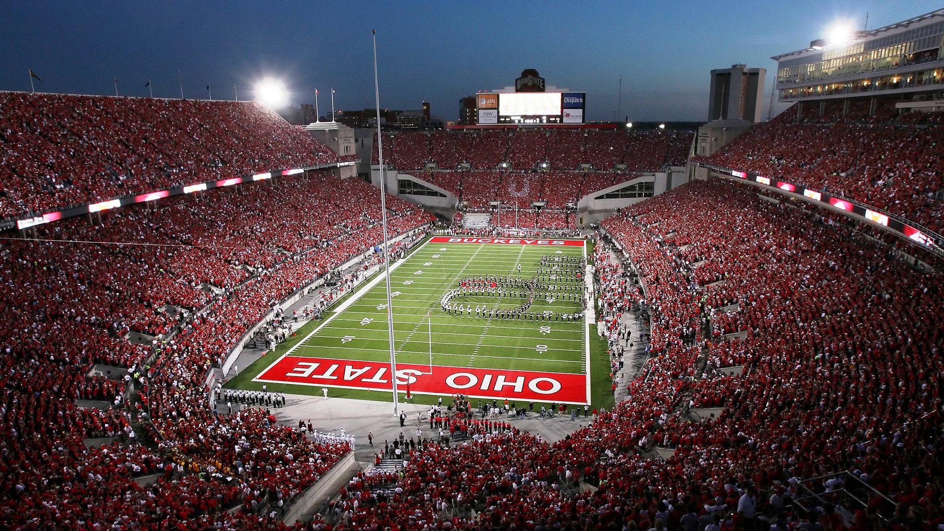 “智慧场馆+绿色基础”深度融合，行业基础设施不断完善升级，智慧场馆解决方案